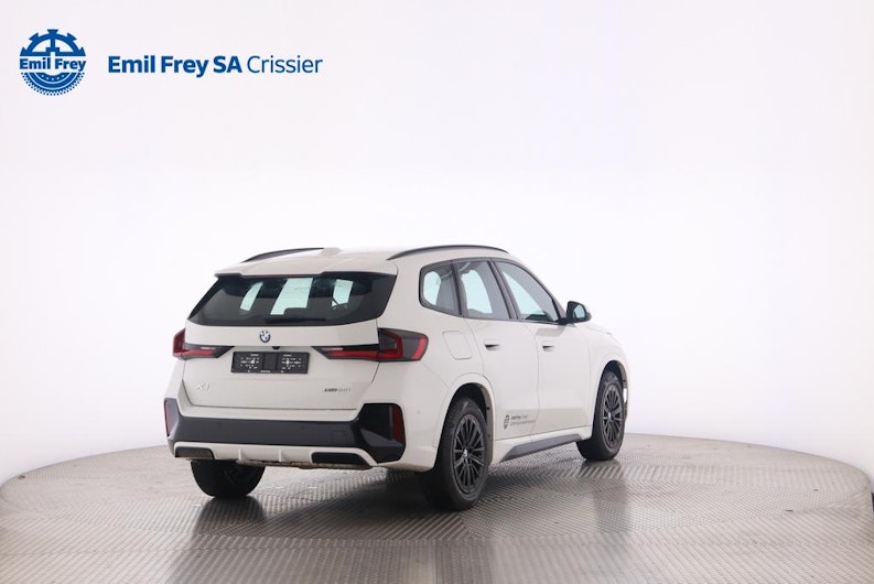 Vehicle image BMW X1