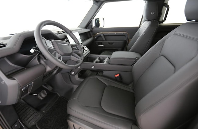 Vehicle image 4 Vehicle image 4