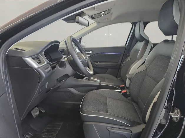 Renault Captur 1.6 E-Tech techno