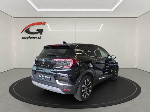 Renault Captur 1.6 E-Tech techno