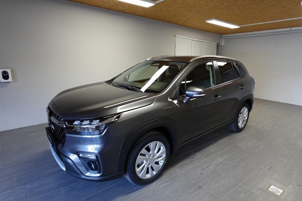 Vehicle image 14