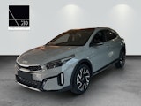 First vehicle image