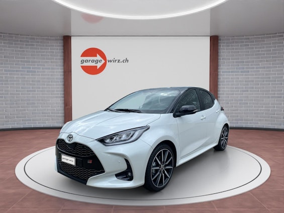 First vehicle image First vehicle image