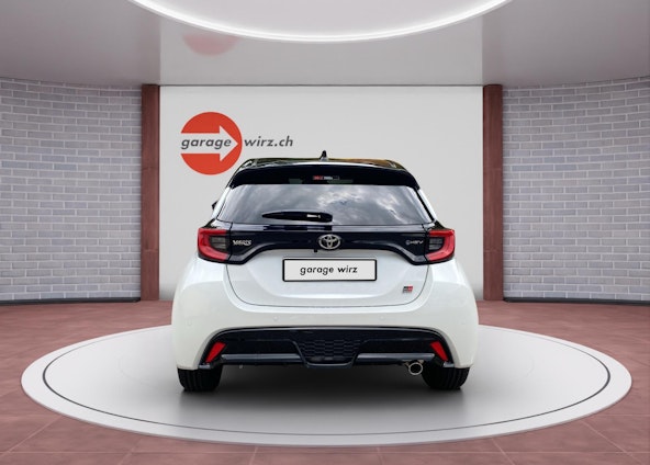 Vehicle image 3 Vehicle image 3