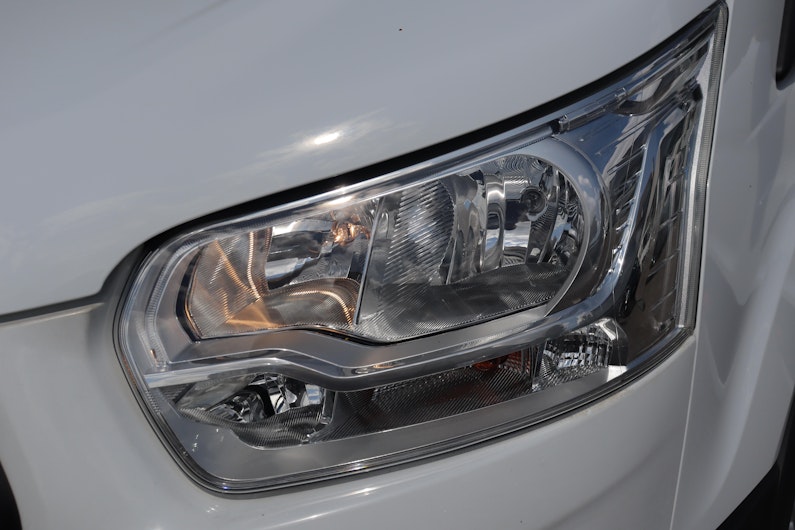 Vehicle image FORD Transit