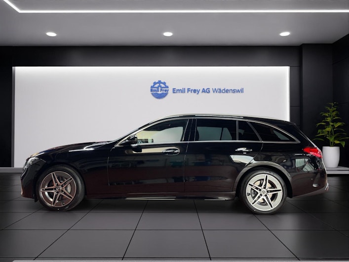 Vehicle image MERCEDES-BENZ C 220