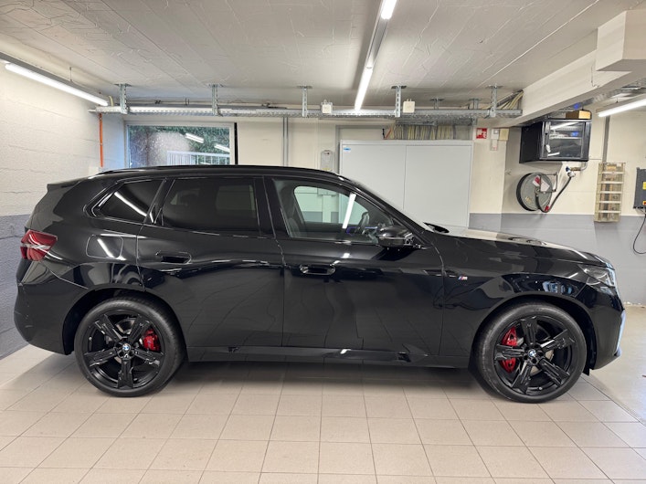 Vehicle image BMW X3