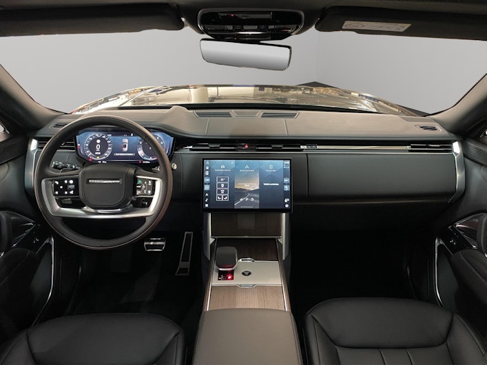 Vehicle image LAND ROVER RANGE ROVER