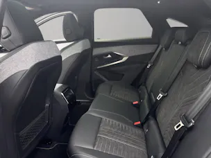 Peugeot 3008 GT e-Launch Edition AWD
