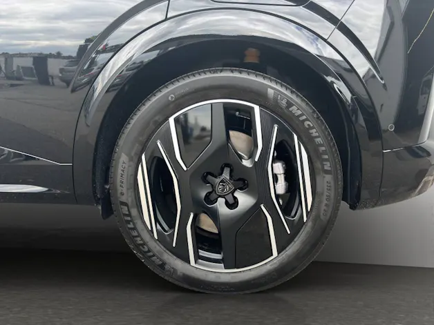 Peugeot 3008 GT e-Launch Edition AWD