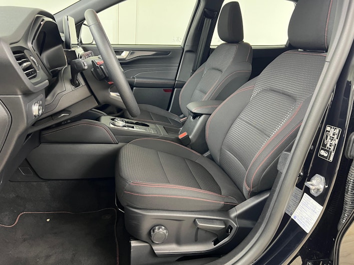 Vehicle image FORD KUGA