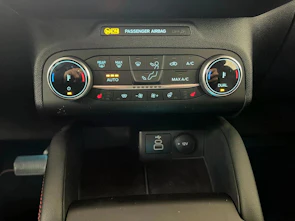 Fahrzeugbild FORD Kuga 2.0 EcoBlue ST-Line / Jetzt mit attraktivem 1.99% Leasing