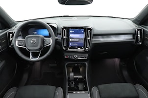 Vehicle image VOLVO EX40 Twin Performance Ultra AWD