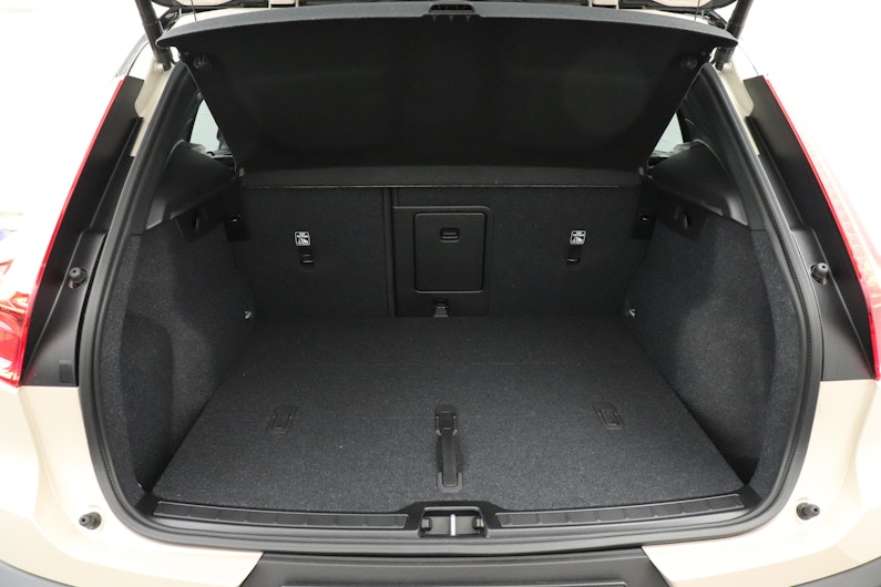 Vehicle image VOLVO EX40