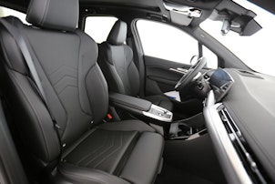 Vehicle image BMW 225e xDrive paddles Active Tourer