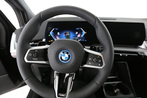 Vehicle image BMW 225e xDrive paddles Active Tourer