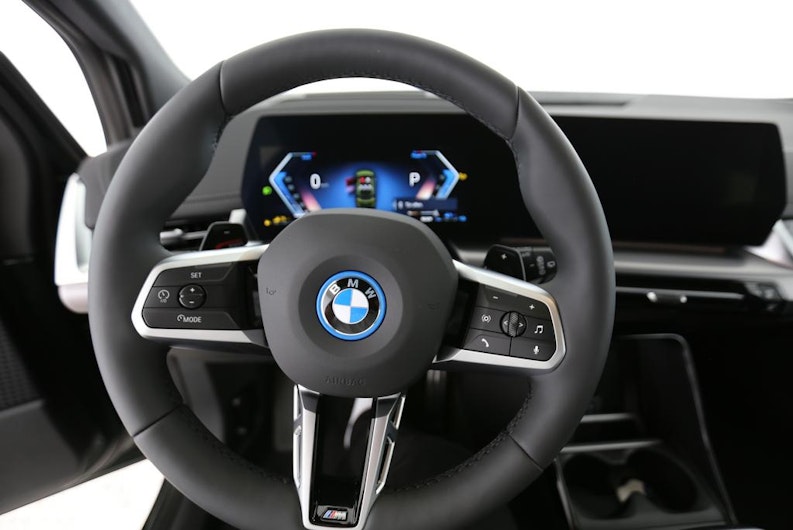 Vehicle image BMW 2 SERIES