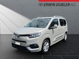 First vehicle image