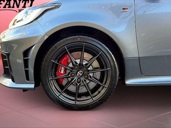 Vehicle image 2 Vehicle image 2