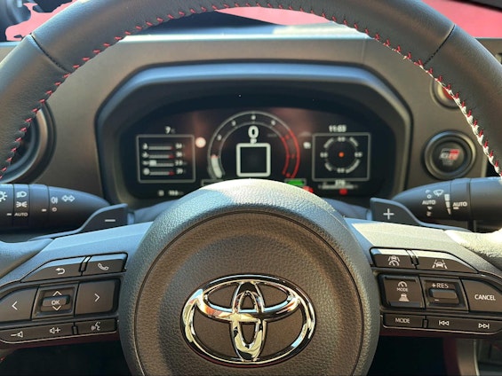 Vehicle image 10 Vehicle image 10