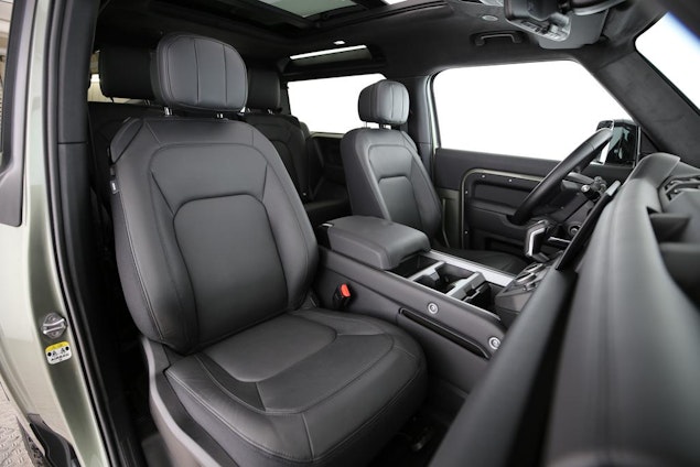 Vehicle image 12 Vehicle image 12