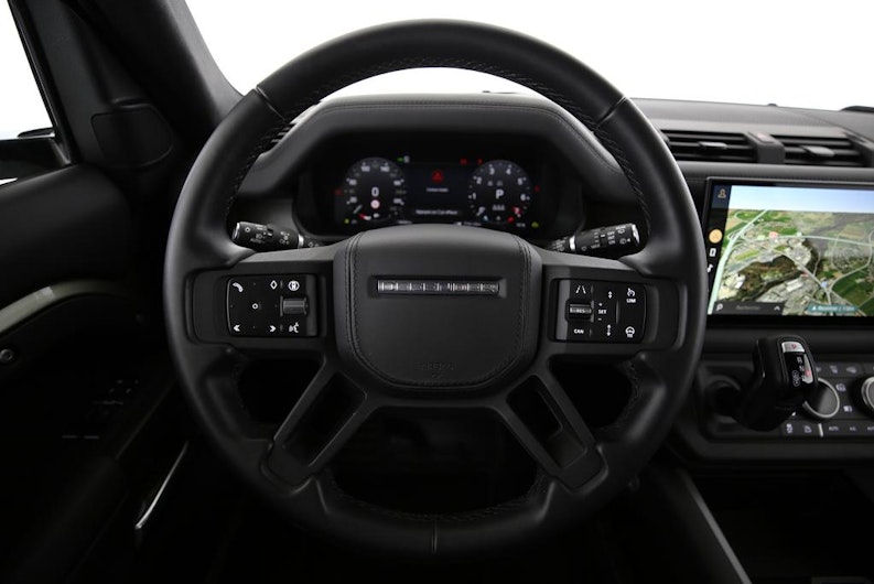 Vehicle image LAND ROVER DEFENDER