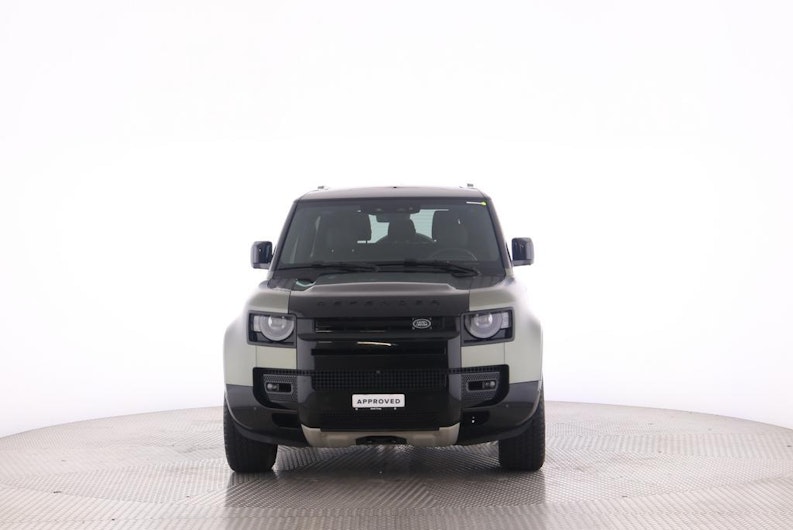 Vehicle image LAND ROVER DEFENDER