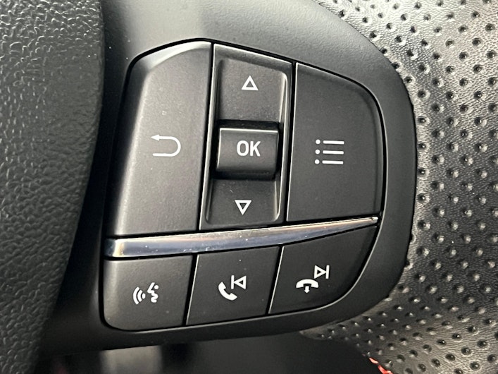 Vehicle image FORD PUMA