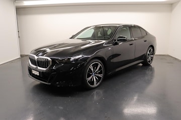 Vehicle image BMW 550e xDrive