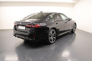 Vehicle image BMW 550e xDrive