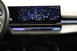 Vehicle image BMW 550e xDrive