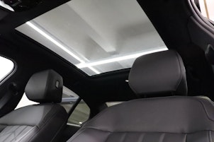 Vehicle image BMW 550e xDrive