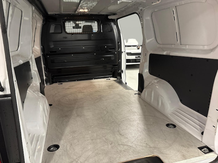 Vehicle image PEUGEOT EXPERT