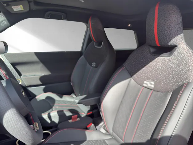 Mini J01 Cooper SE