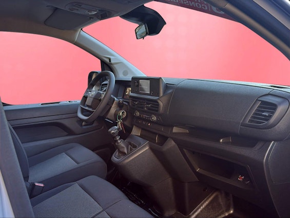 Vehicle image 12 Vehicle image 12