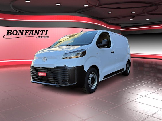 First vehicle image First vehicle image