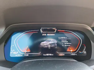 BMW X5 M50i xDrive