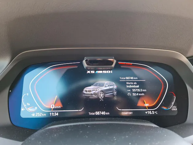 BMW X5 M50i xDrive