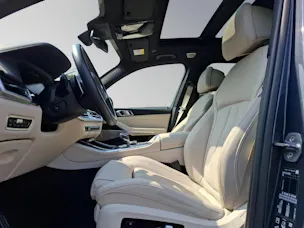 BMW X5 M50i xDrive