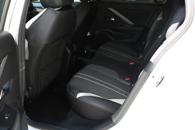 Opel Astra Sports Tourer 1.6 T PHEV 180 GS
