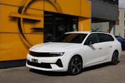 First vehicle image