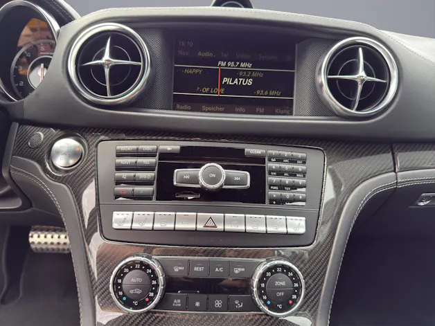 Mercedes-Benz SL 63 V8 AMG Cabriolet