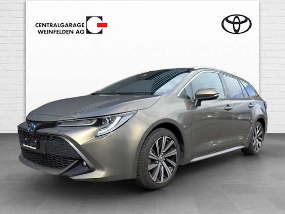 First vehicle image