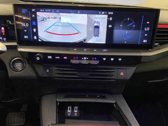 Vehicle image 7 Vehicle image 7