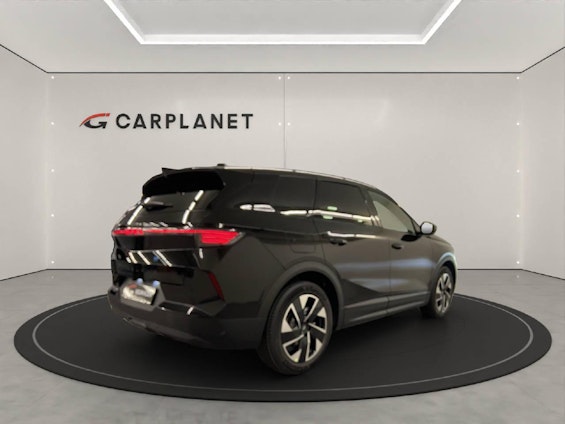 Vehicle image 3 Vehicle image 3