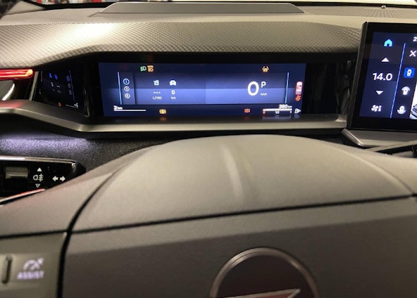 Vehicle image 9 Vehicle image 9