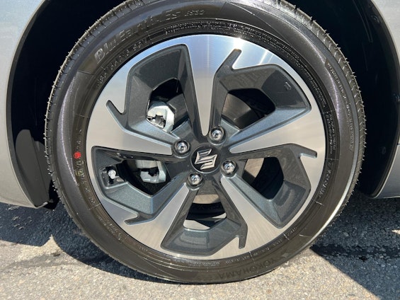 Vehicle image 13 Vehicle image 13