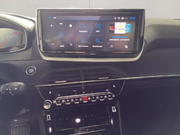 Peugeot 2008 1.2 Hybrid Allure Premium