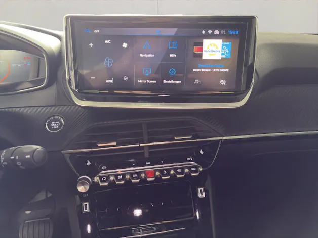 Peugeot 2008 1.2 Hybrid Allure Premium