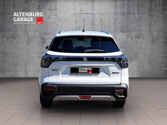 Vehicle image 3 Vehicle image 3